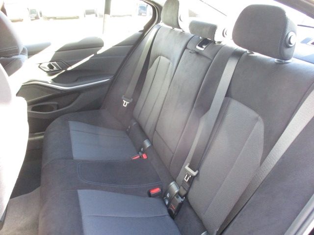 BMW 3SERIES SEDAN 2025 Image 31