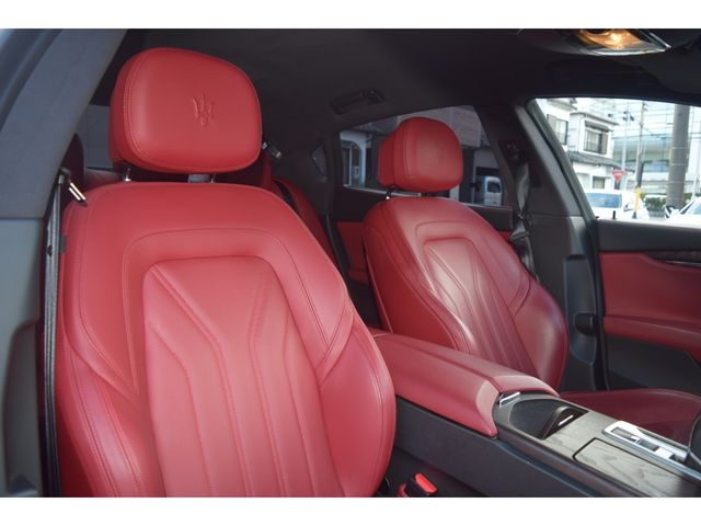 MASERATI QUATTROPORT 2015 Image 31