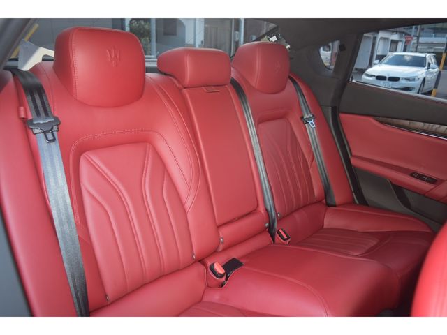 MASERATI QUATTROPORT 2015 Image 31