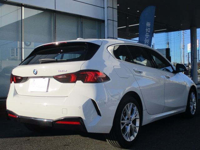 BMW 1SERIES 2025 Image 31