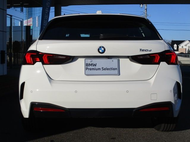 BMW 1SERIES 2025 Image 31