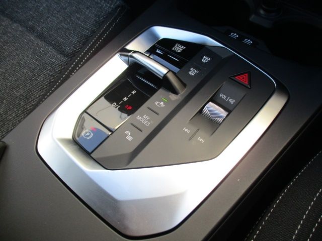 BMW 1SERIES 2025 Image 31