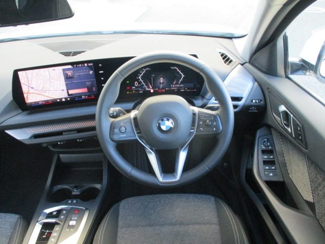 BMW 1SERIES 2025 Image 31