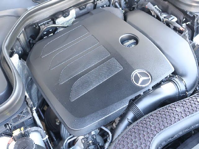 MERCEDES BENZ GLC CL 2020 Image 31