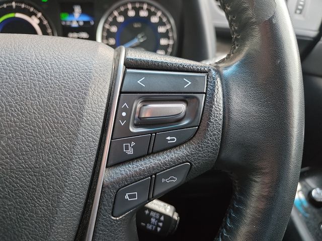 TOYOTA ALPHARD HYBRID 4WD 2015 Image 31