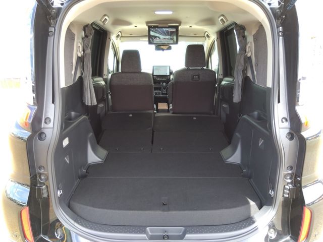 TOYOTA SIENTA HYBRID 2023 Image 31