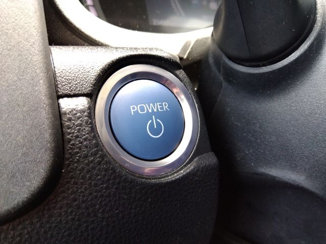 TOYOTA SIENTA HYBRID 2023 Image 31