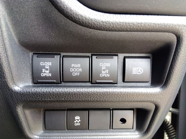 TOYOTA SIENTA HYBRID 2023 Image 31