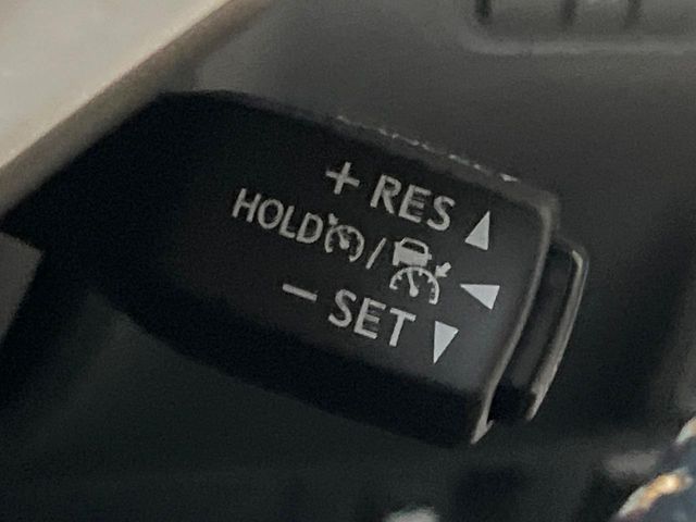 TOYOTA LEXUS RC300H 2019 Image 31