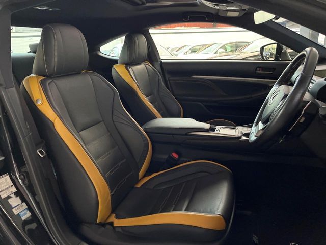 TOYOTA LEXUS RC300H 2019 Image 31