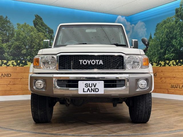 TOYOTA LANDCRUISER VAN 2015 Image 31