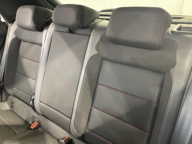 VOLKSWAGEN T-ROC 2021 Image 31