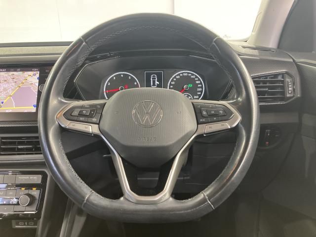 VOLKSWAGEN T-CROSS 2021 Image 31