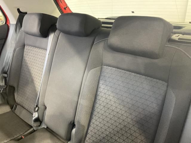 VOLKSWAGEN T-CROSS 2021 Image 31