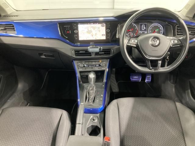 VOLKSWAGEN POLO 2019 Image 31