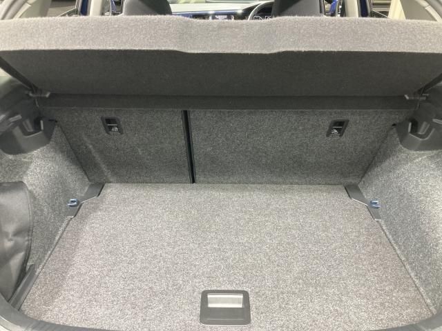 VOLKSWAGEN POLO 2019 Image 31