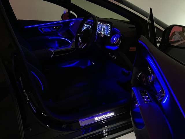 MERCEDES BENZ EQS 2023 Image 31