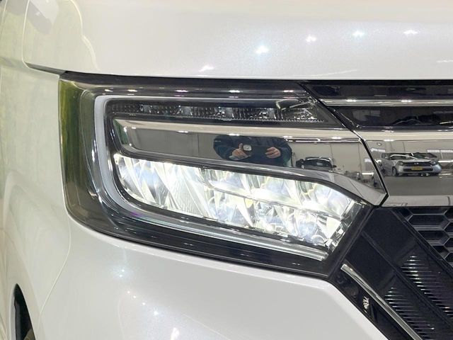 HONDA N BOX CUSTOM 2020 Image 31