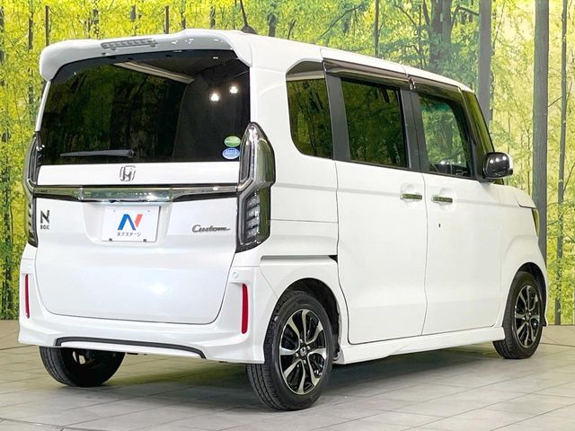 HONDA N BOX CUSTOM 2020 Image 31