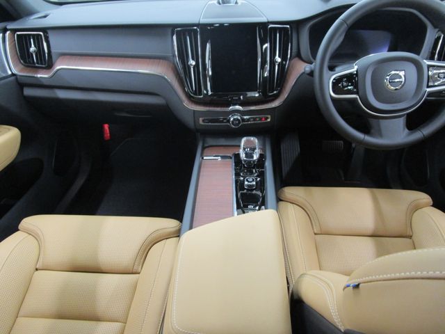 VOLVO XC60 2024 Image 31
