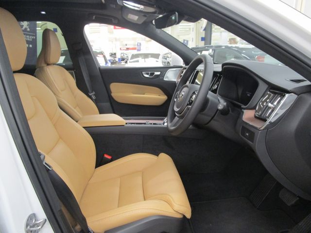 VOLVO XC60 2024 Image 31