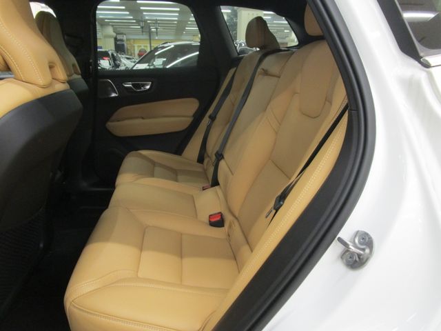 VOLVO XC60 2024 Image 31