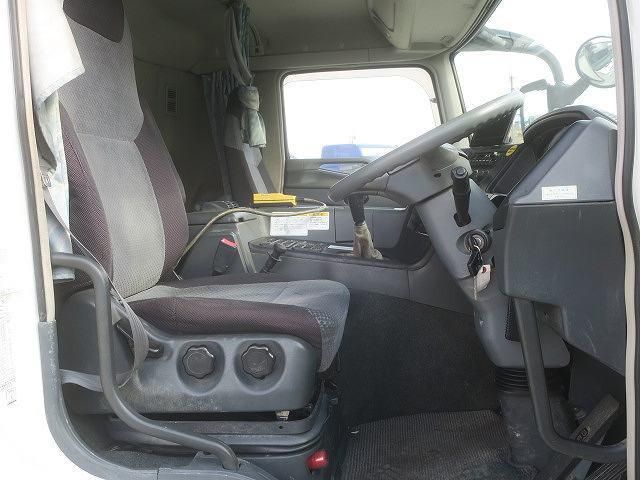 MITSUBISHI FUSOU SUPER GREAT 2011 Image 31