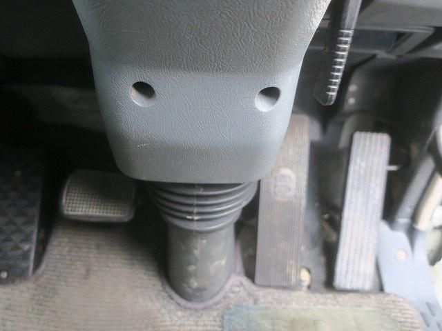 MITSUBISHI FUSOU SUPER GREAT 2011 Image 31