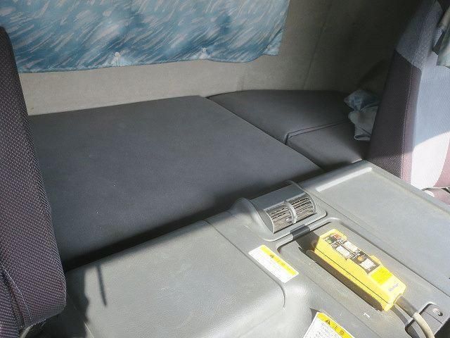 MITSUBISHI FUSOU SUPER GREAT 2011 Image 31