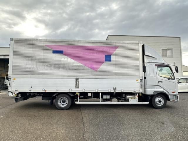 MITSUBISHI FUSOU FIGHTER 2013 Image 31