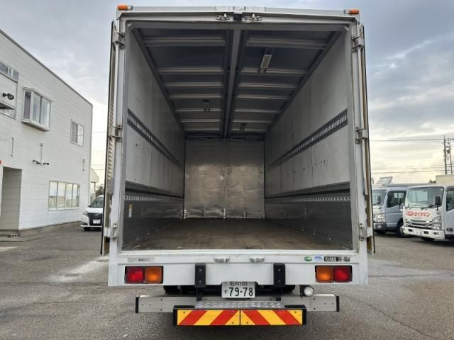 MITSUBISHI FUSOU FIGHTER 2013 Image 31