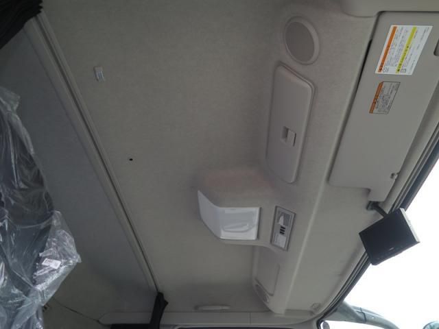 MITSUBISHI FUSOU SUPER GREAT 2025 Image 31