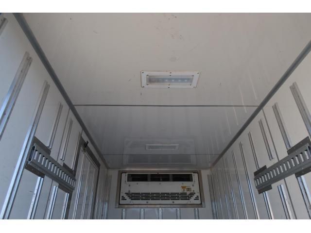 ISUZU ELF 2015 Image 31