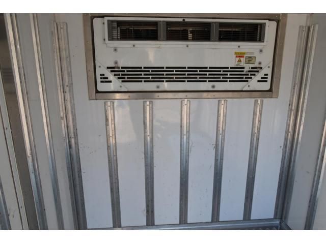 ISUZU ELF 2015 Image 31