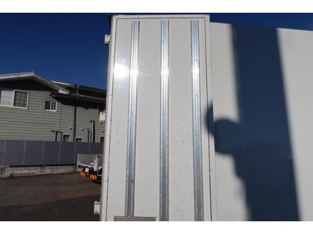 ISUZU ELF 2015 Image 31