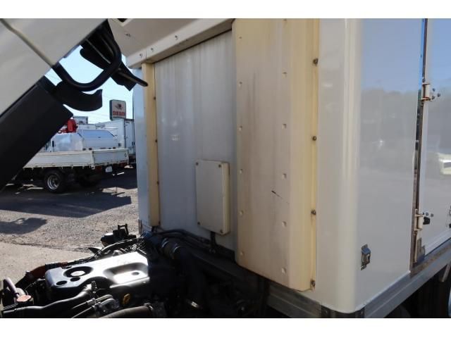 ISUZU ELF 2015 Image 31