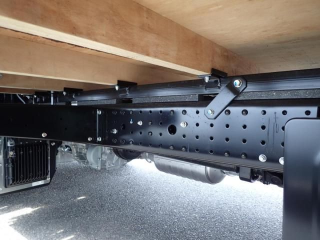 MITSUBISHI CANTER 2025 Image 31