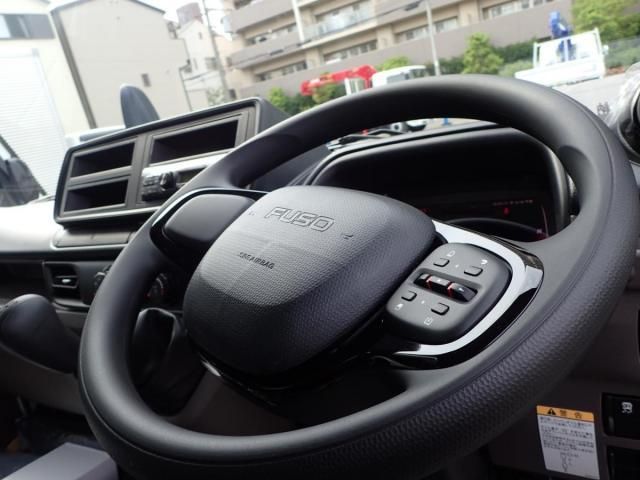 MITSUBISHI CANTER 2025 Image 31