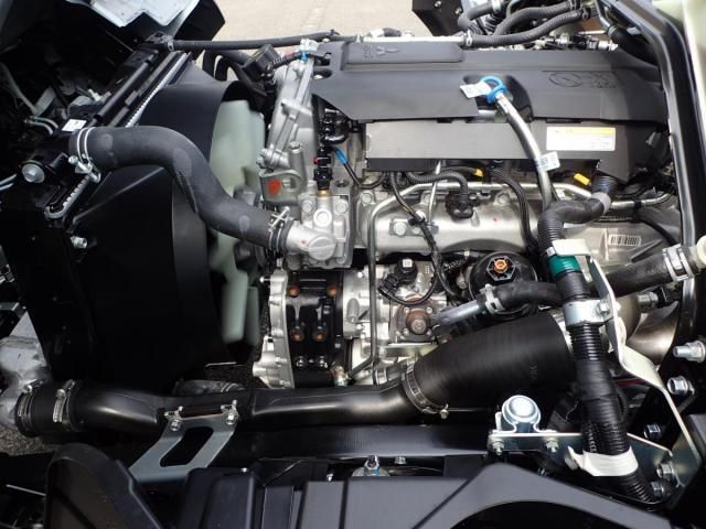 MITSUBISHI CANTER 2025 Image 31