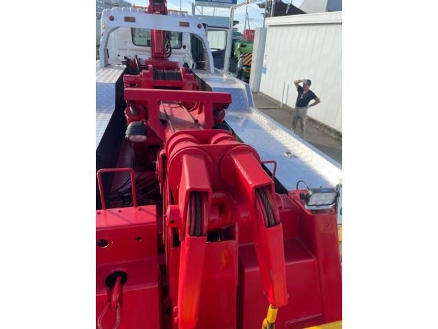 HINO PROFIA 2007 Image 31