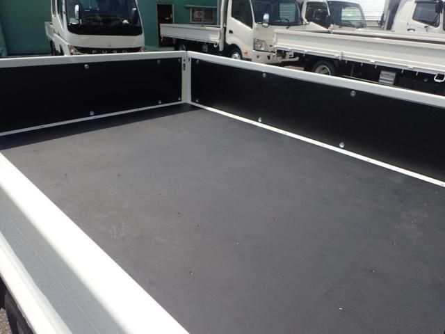 MITSUBISHI CANTER 2025 Image 31