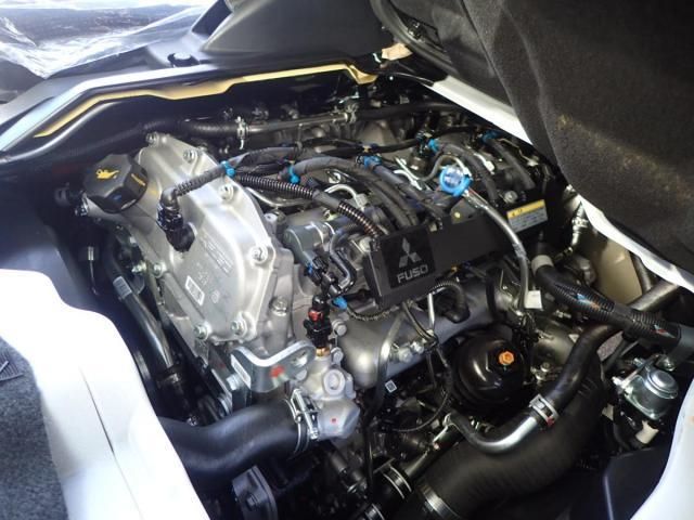 MITSUBISHI CANTER 2025 Image 31