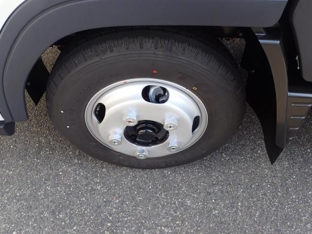 MITSUBISHI CANTER 2025 Image 31