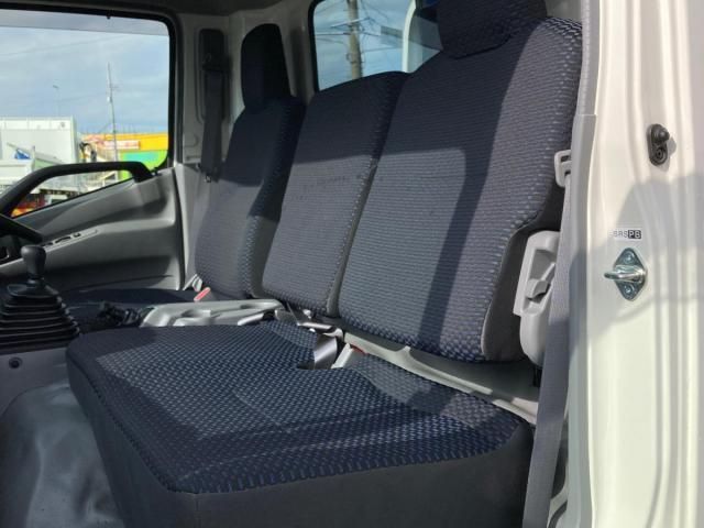 HINO DUTRO 2023 Image 31