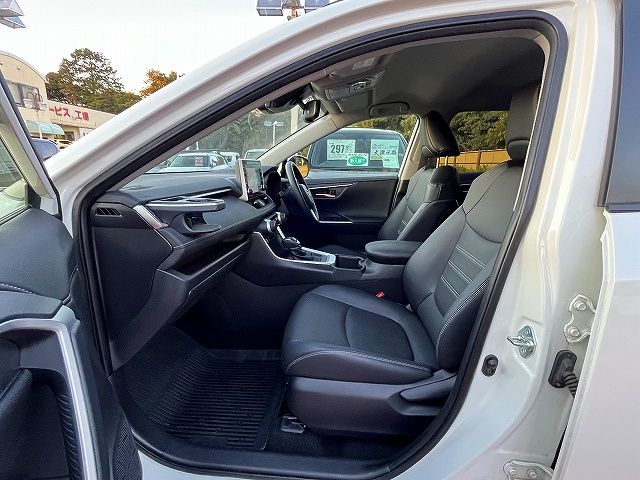 TOYOTA RAV4 4WD 2022 Image 31