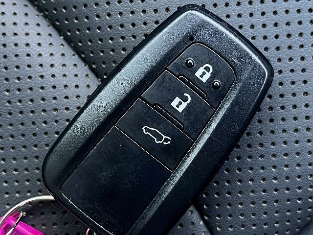 TOYOTA RAV4 4WD 2022 Image 31