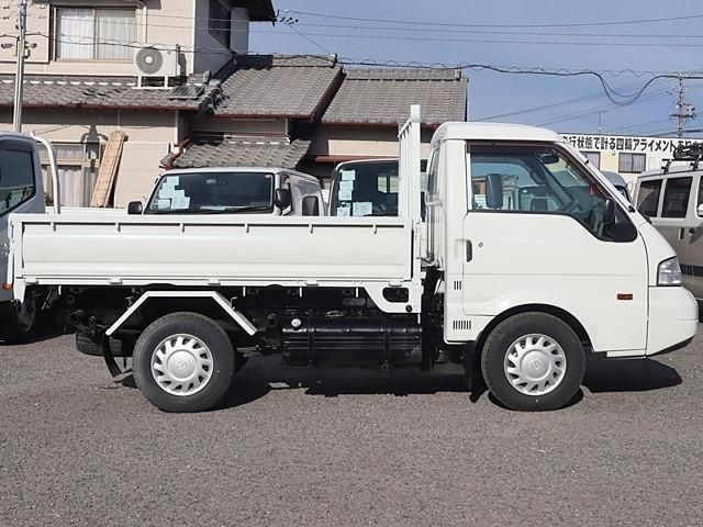 MAZDA BONGO TRUCK 2WD 2016 Image 31