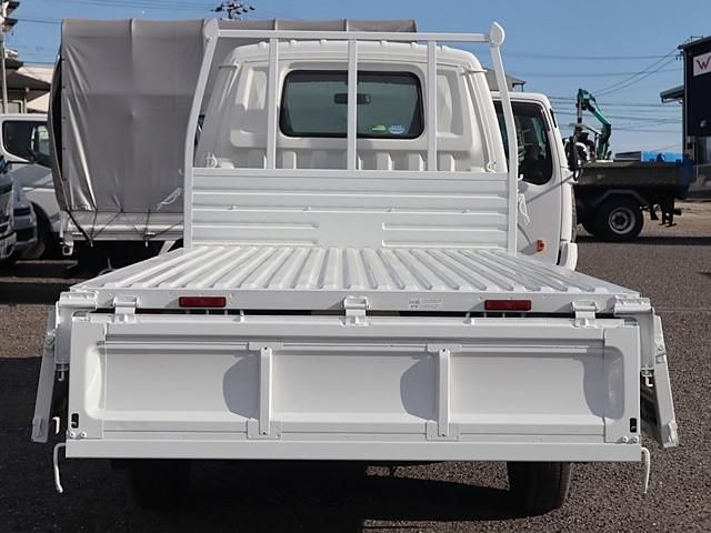 MAZDA BONGO TRUCK 2WD 2016 Image 31