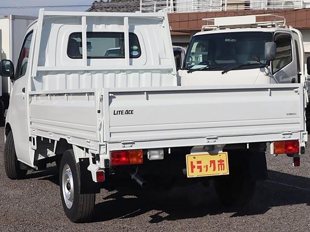 TOYOTA LITEACE TRUCK 2WD 2015 Image 31