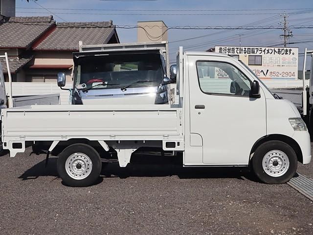 TOYOTA LITEACE TRUCK 2WD 2015 Image 31